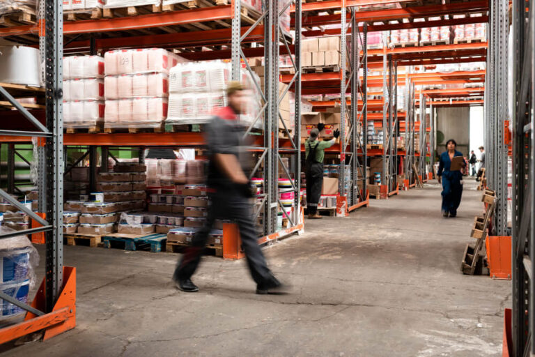 How to Select the Best Ecommerce Warehouse for Your Needs