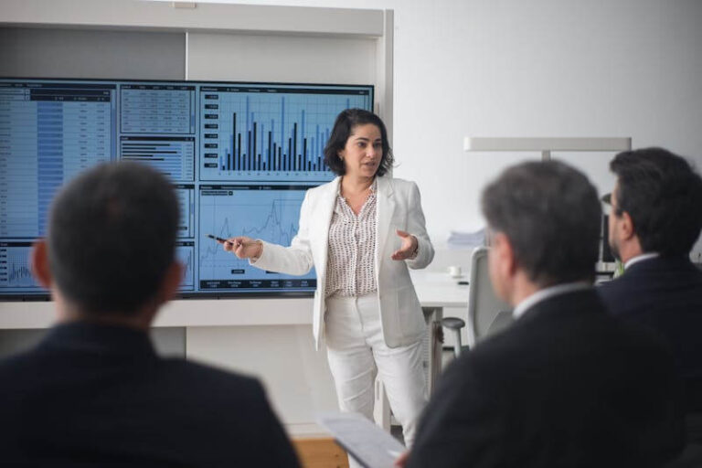 The Ultimate Unit4 ERP 2025 Review