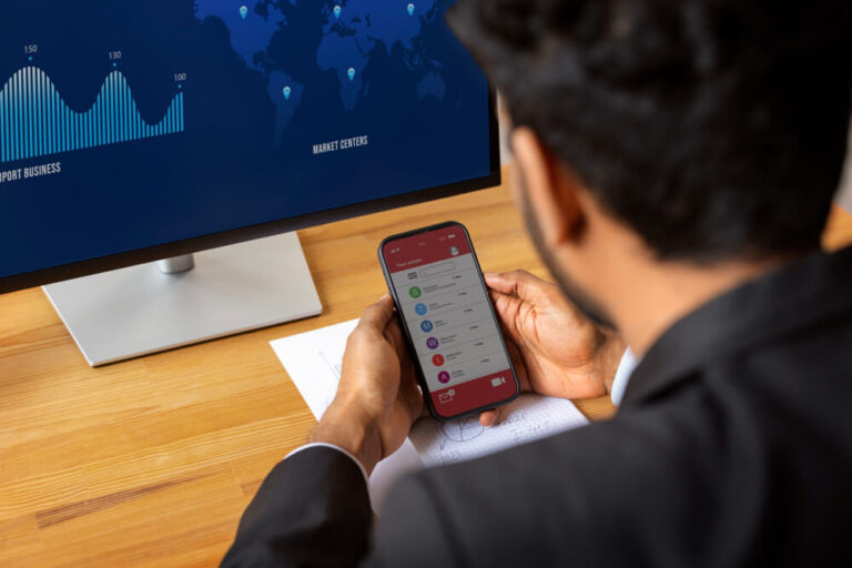 HSBC vs Zerodha: Comparing Digital-First Platforms with Established AMCs